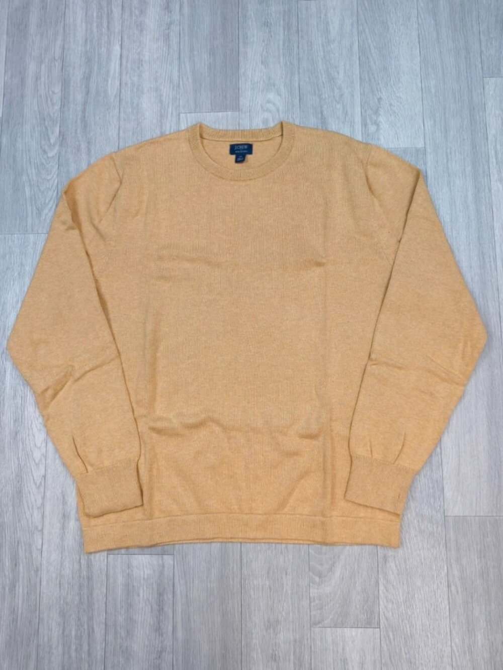 Beige Men’s Lightweight Fine Knit Pullover, Size M